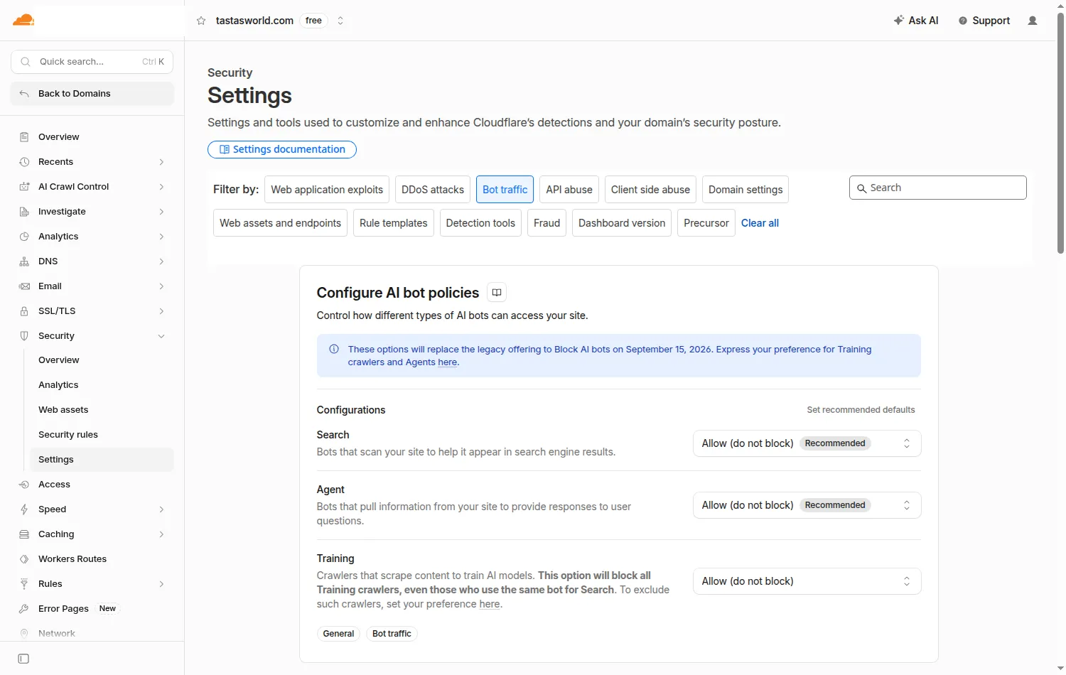 Cloudflare の Security 設定画面。AI bot policies の Search / Agent / Training がすべて Allow (do not block) になっている